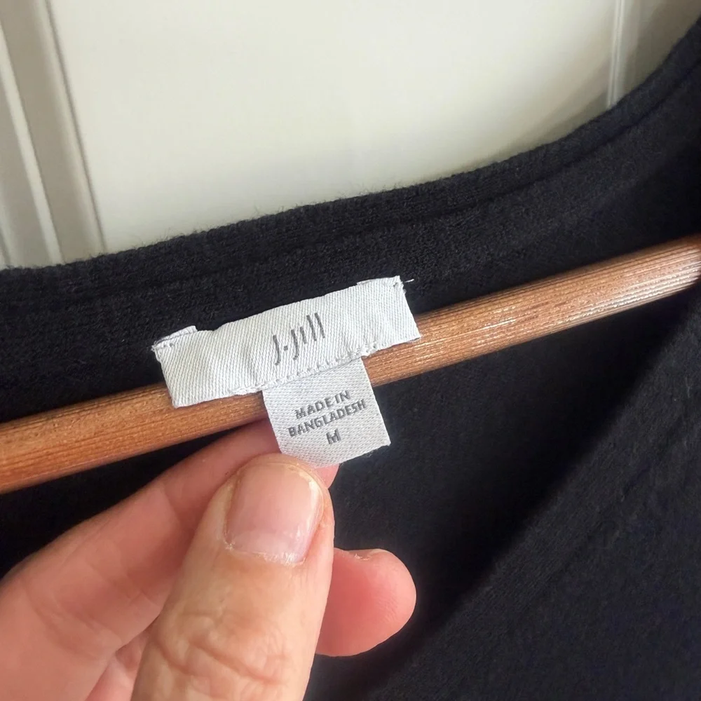 Like new J Jill cotton poly blend tunic sweater. So soft. Beautiful. Medium - Picture 6 of 6